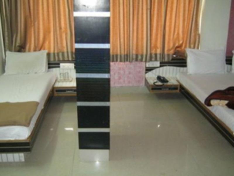 Angan Residency Hotel Ahmedabad Luaran gambar